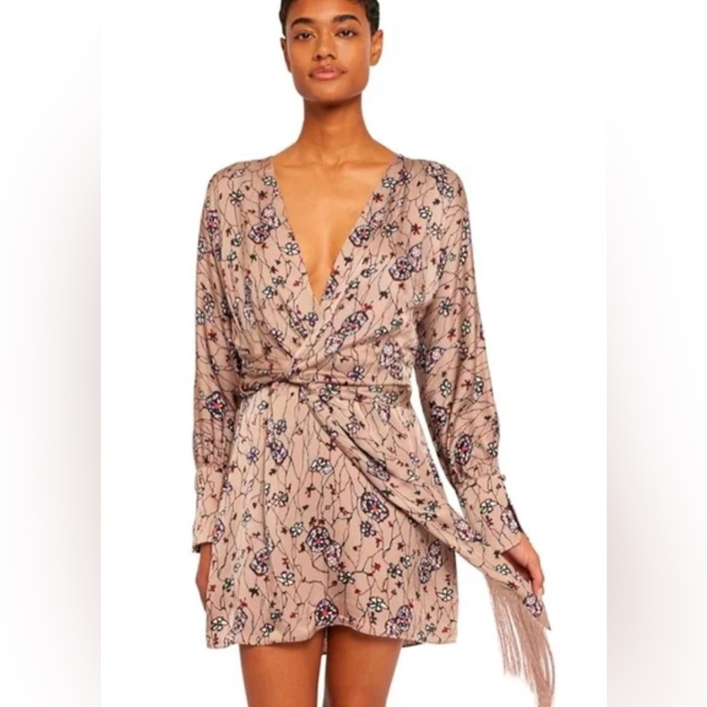 Joie Women's Ronnie Mini Wrap Dress Floral Cocktail V-Neck Fringe Belt NWT Sz 00